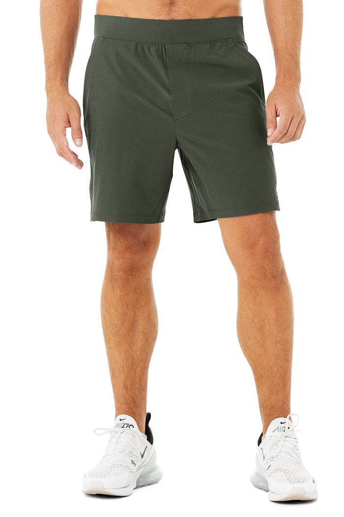 Short Alo Yoga 7'' Repetition Hombre Verdes Oscuro | 045683JIH