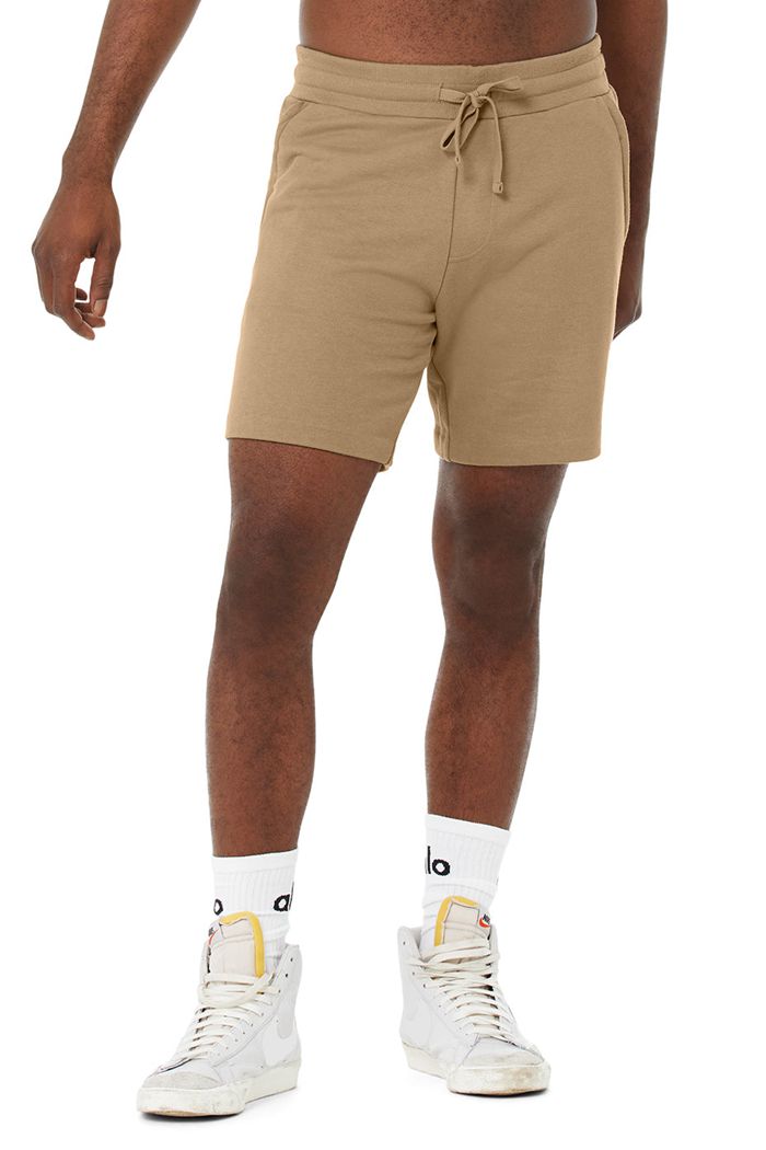 Short Alo Yoga Chill Hombre Marrom | 753620CUO