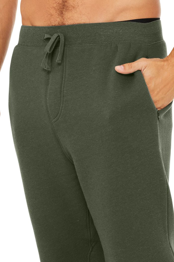 Pantalones Alo Yoga The Triumph Sweat Hombre Verdes Oscuro | 083695SVU